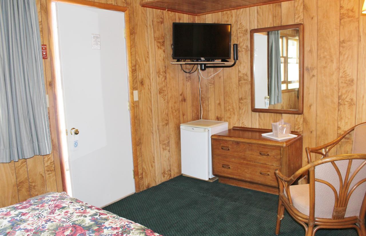 Barberry Court Motel &Cabins Lake George Esterno foto