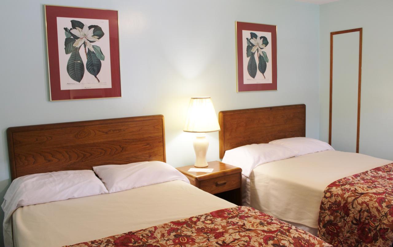 Barberry Court Motel &Cabins Lake George Esterno foto