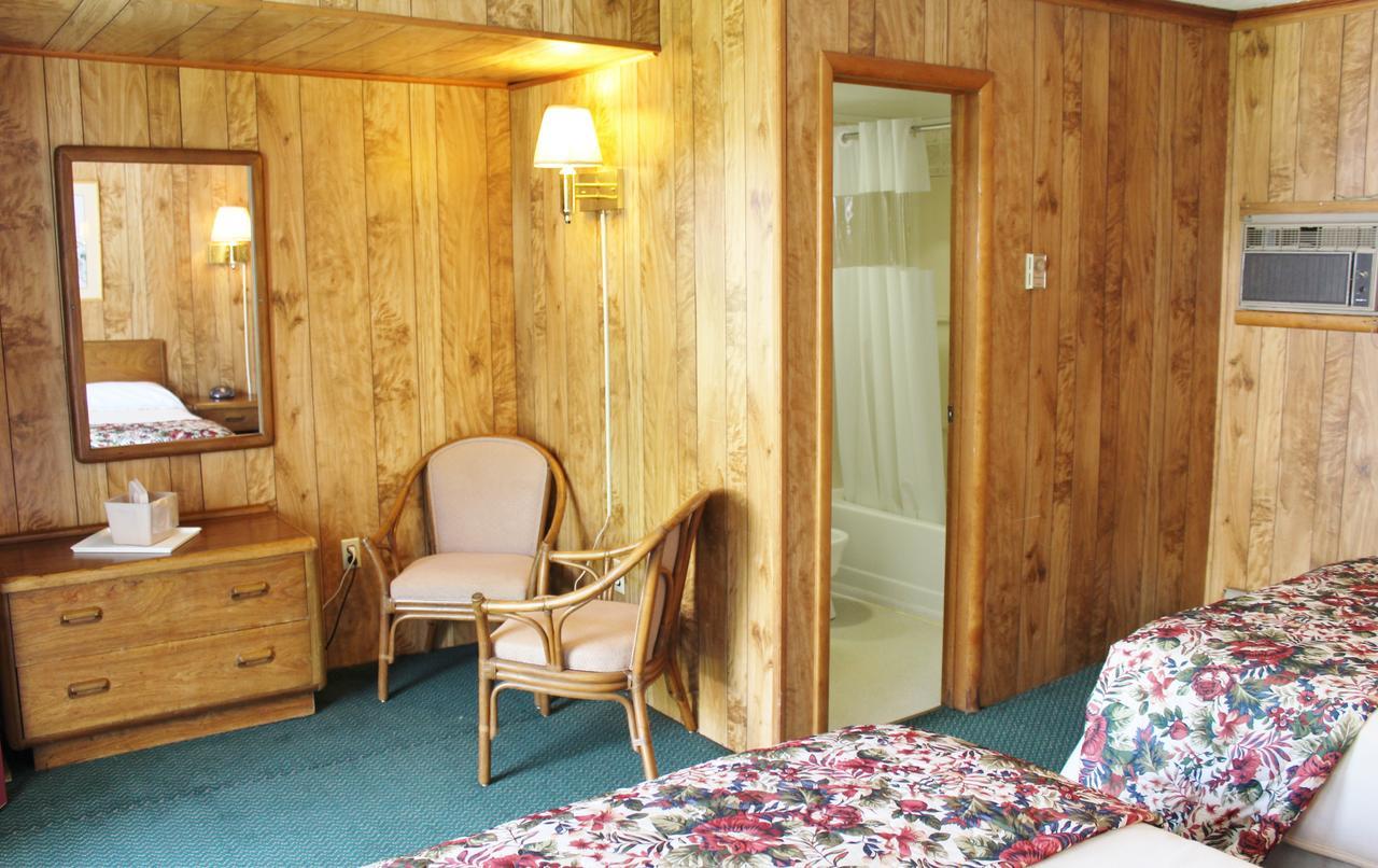 Barberry Court Motel &Cabins Lake George Esterno foto