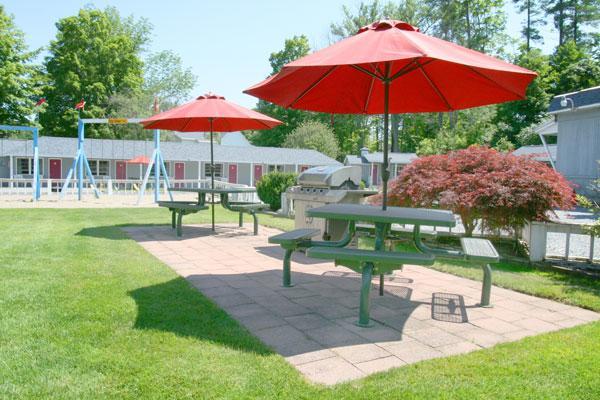 Barberry Court Motel &Cabins Lake George Esterno foto